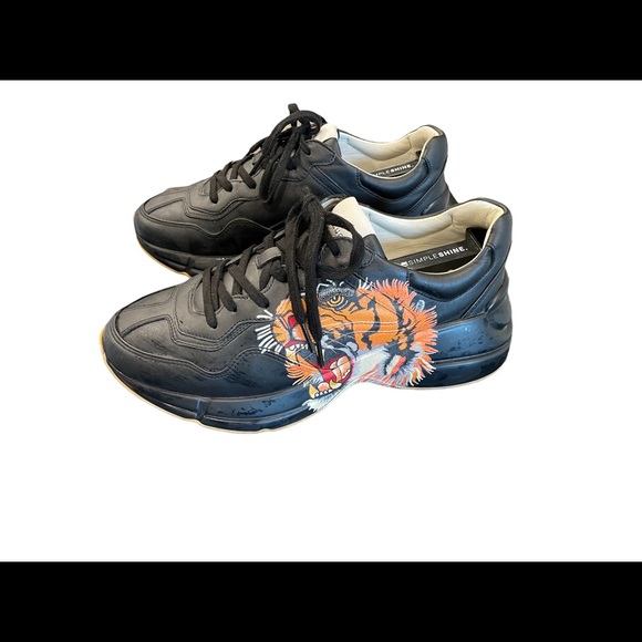 Authentic Gucci sneakers. - Picture 4 of 5